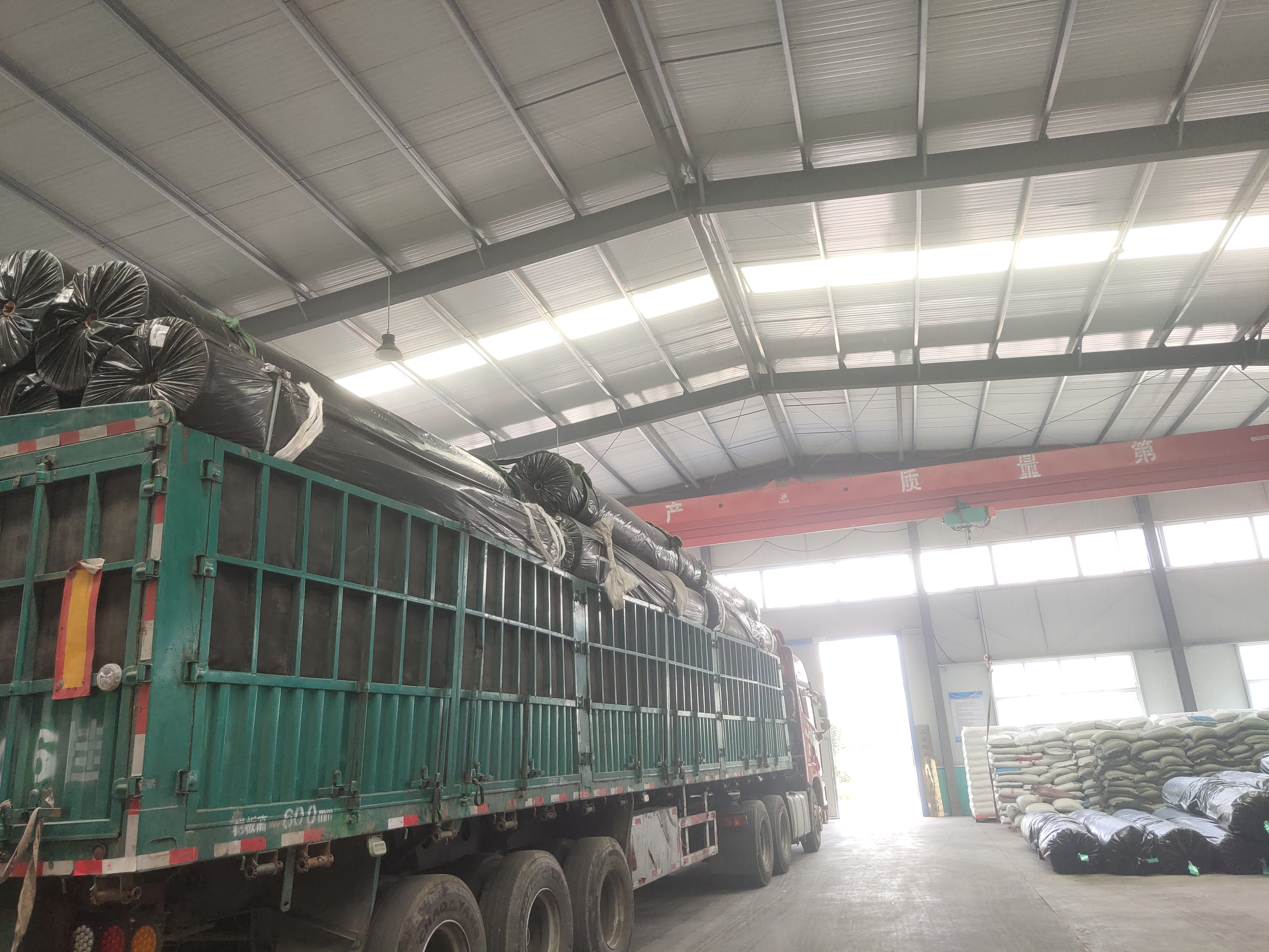 Waterproofing HDPE Geomembrane Pond Liner 45 Mil Suitable for All Sizes of Ponds