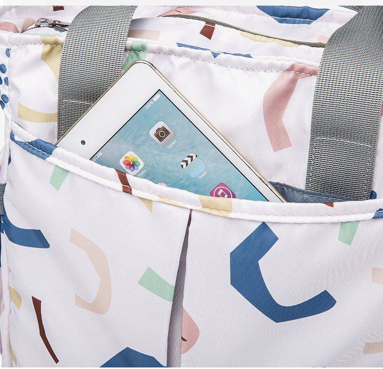 ODM OEM Oxford Multi Functional Nappy Shoulder Hand Bag 27*15*25cm