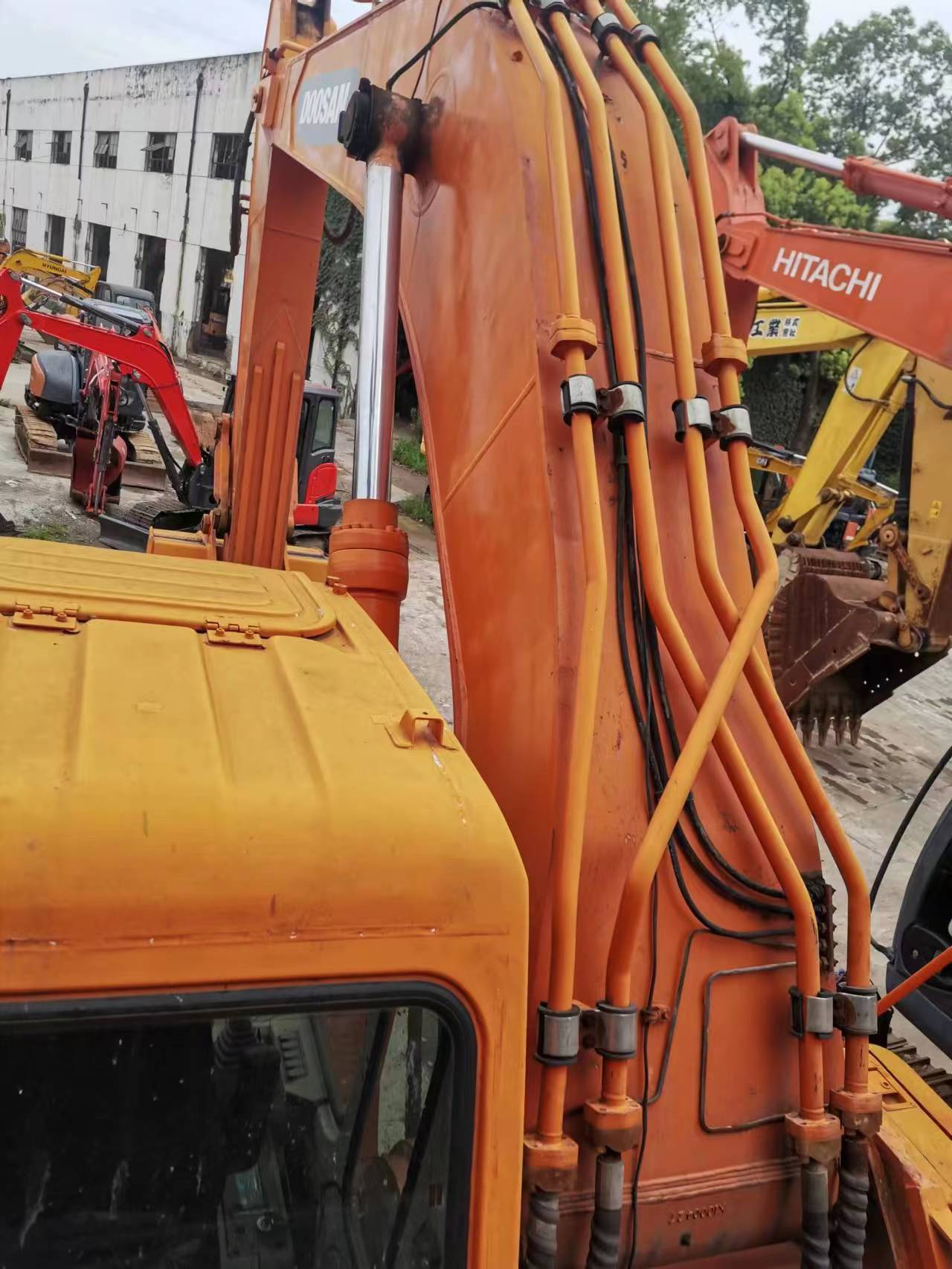 Hydraulic Pump Second Hand Doosan DH420 Heavy Duty 42 Ton Excavator for Construction