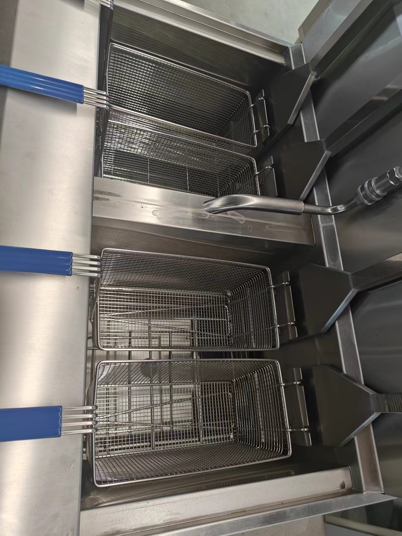 Electric Chips With Memory Function Open Style With Oil Filtration Deep Fryer