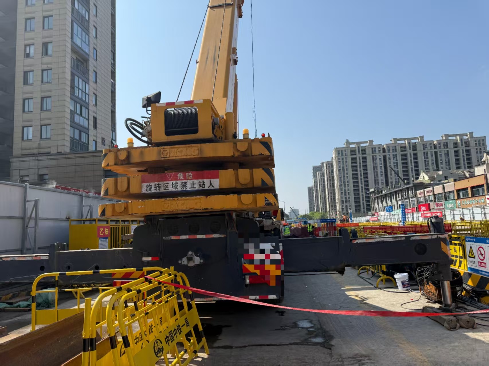 Used Zoomlion Xugong Xg QY80K5D 80ton Truck Crane Small Truck Crane Mobile Crane Truck Mounted Crane in Excellent for Sale
