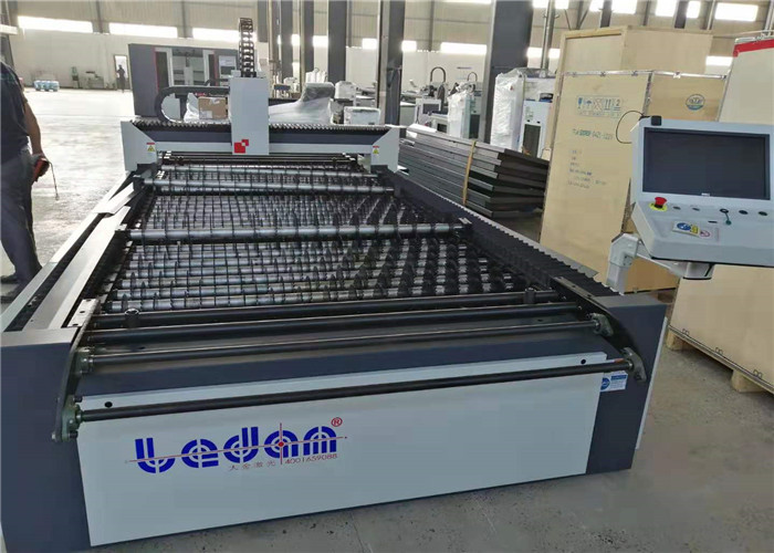 Large Cutting Length Pipe Cutting Machine , CNC Laser Cutter For High Precision Apparatus