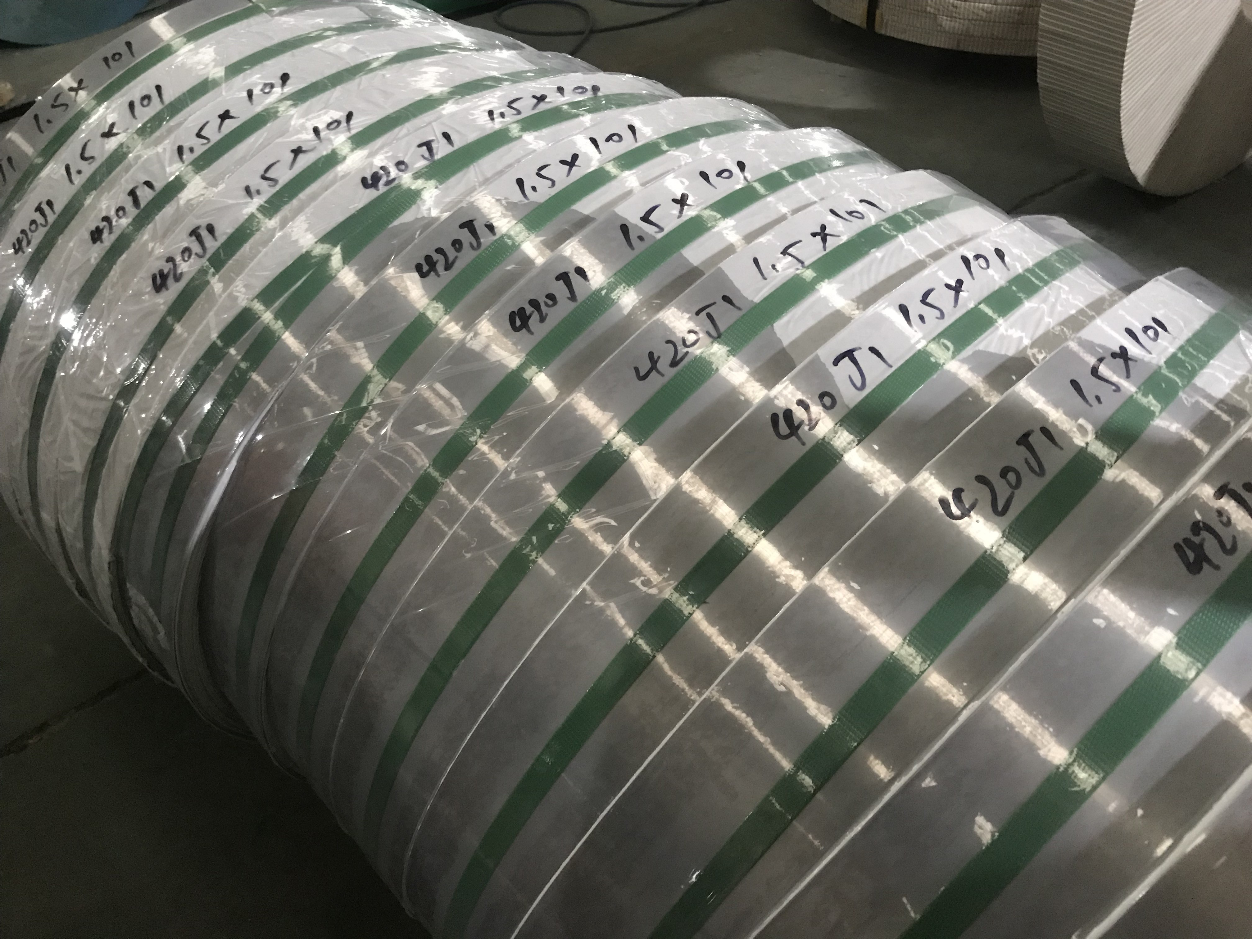 JIS G4305 SUS420J1 Cold Rolled Stainless Steel Strip In Coils