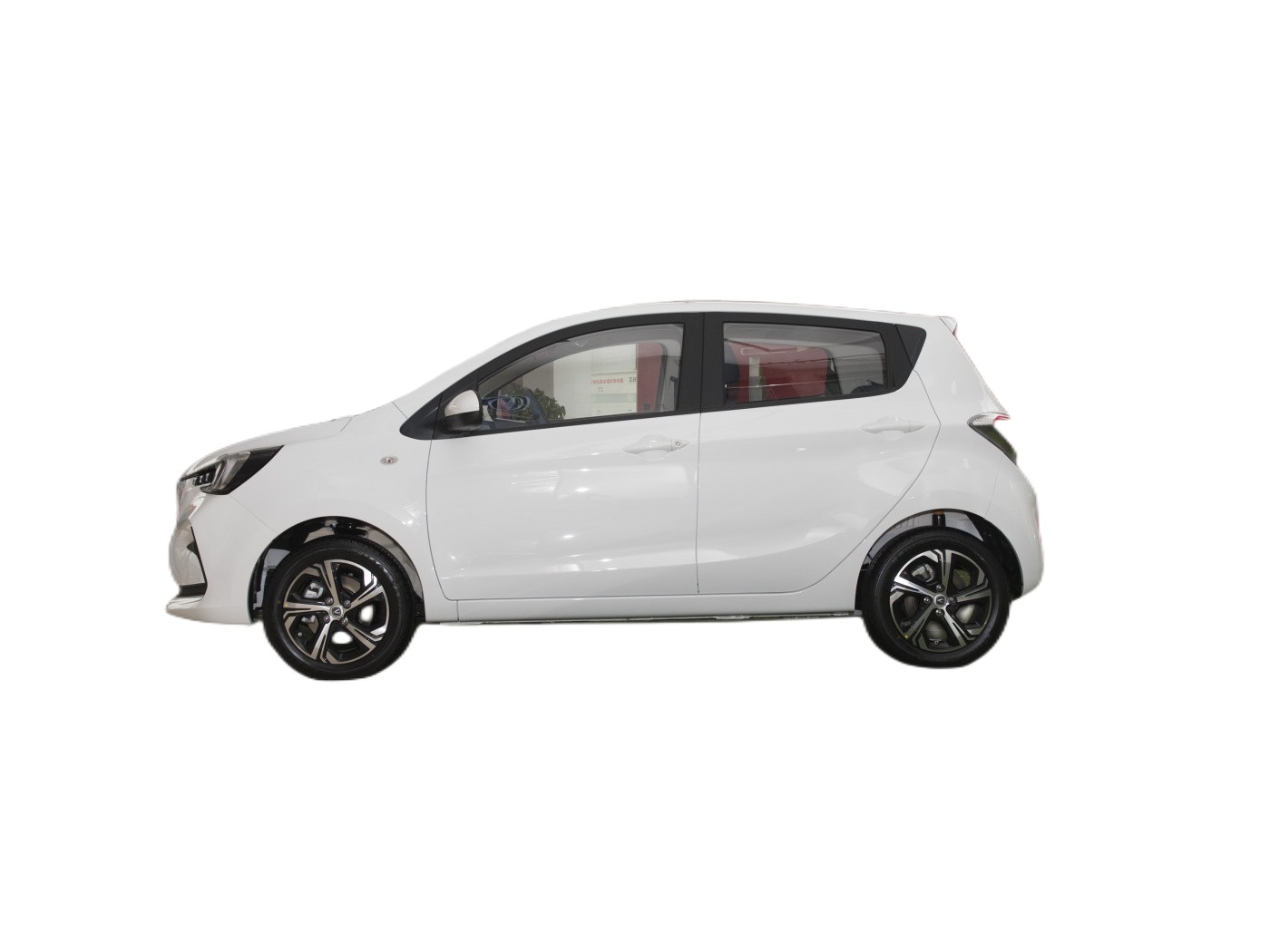 Green Color Mini EV Cars Changan Benben Ev 300KM Max Speed 101 Km/H