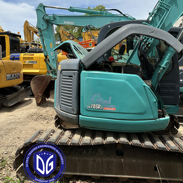 Used Kobelco SK70 7Ton Small Excavator Original From Japan Heavy Load Handling