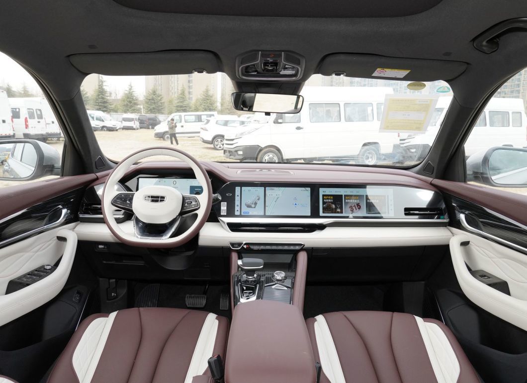 High Speed Geely Monjaro L Conventional Fuel Vehicles Adult 4WD 5 Seats Gasoline SUV
