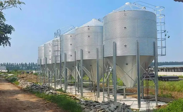 Moisture Free Livestock Feeding Equipment 1800mm Galvanized Sheet For B2B Use