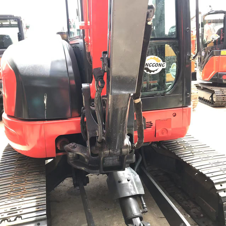 Japan Made Mini Excavator Kubota KX163 in Good Condition with 0.22 m3 Bucket Capacity