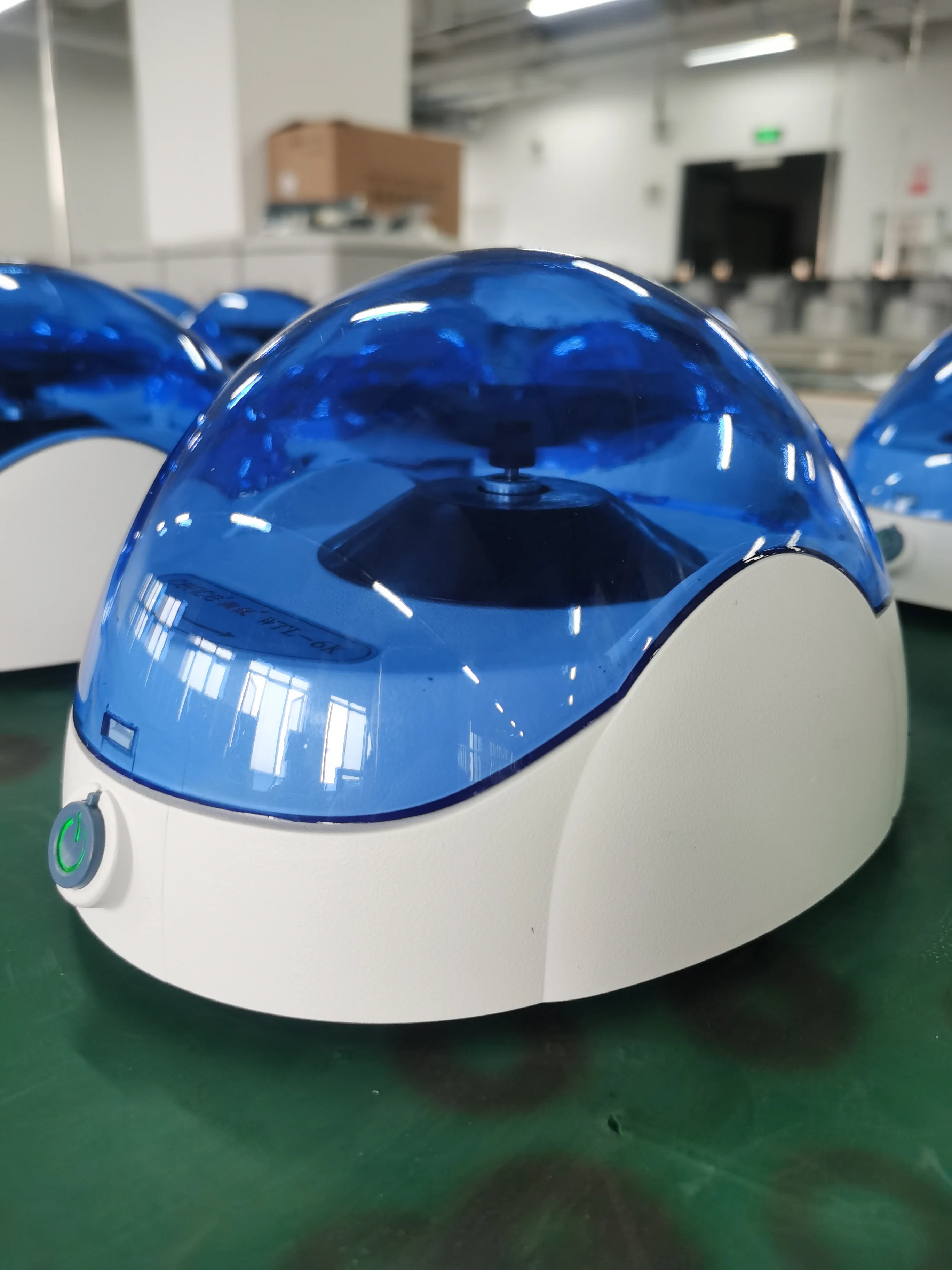 Cence Portable Micro Centrifuge with Low Speed 4000r/min or High Speed 10000r/min Medical Centrifuge