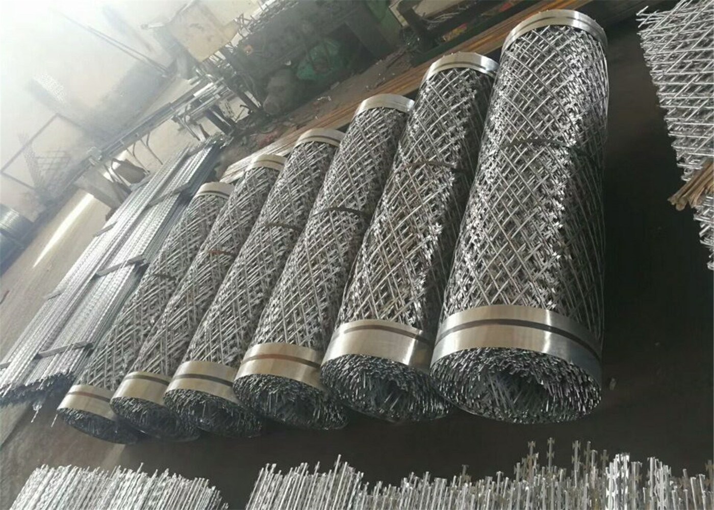 razor mesh fencing