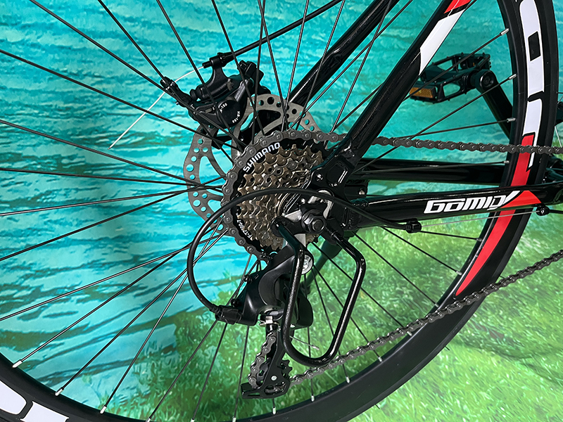 Hydraulic Disc Brake Road Bicycle 700c Road Bike for Adults Man Aluminum Alloy Rim Material and Cavel Crooked Handlebar