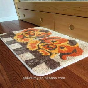 China Dog pattern cut pile bath floor mat wholesale