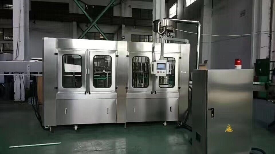 Rotary Pure Water Filling Machine With PLC Control 3000-18000 Bottles / Hour