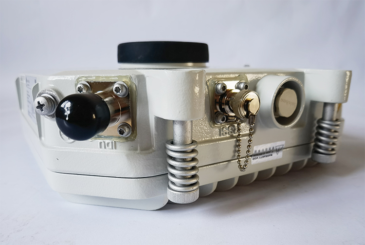 QPSK-Strong To 2048QAM Modulation Mode 13GHz Frequency XMC 13G-2 ODU for Optix RTN905
