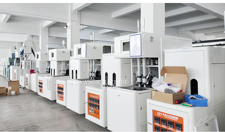 High Output Juice Can PET Blow Molding Machine Plastic Jar Can Blow Moulding Machine