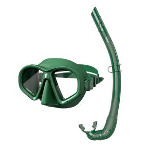 China Adults Youth Snorkel Mask Set Underwater Swimming Diving Equipment Set Silicone wholesale
