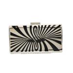 Metal Closure Silver Hollow Out Clutch Frame With Plastic Box