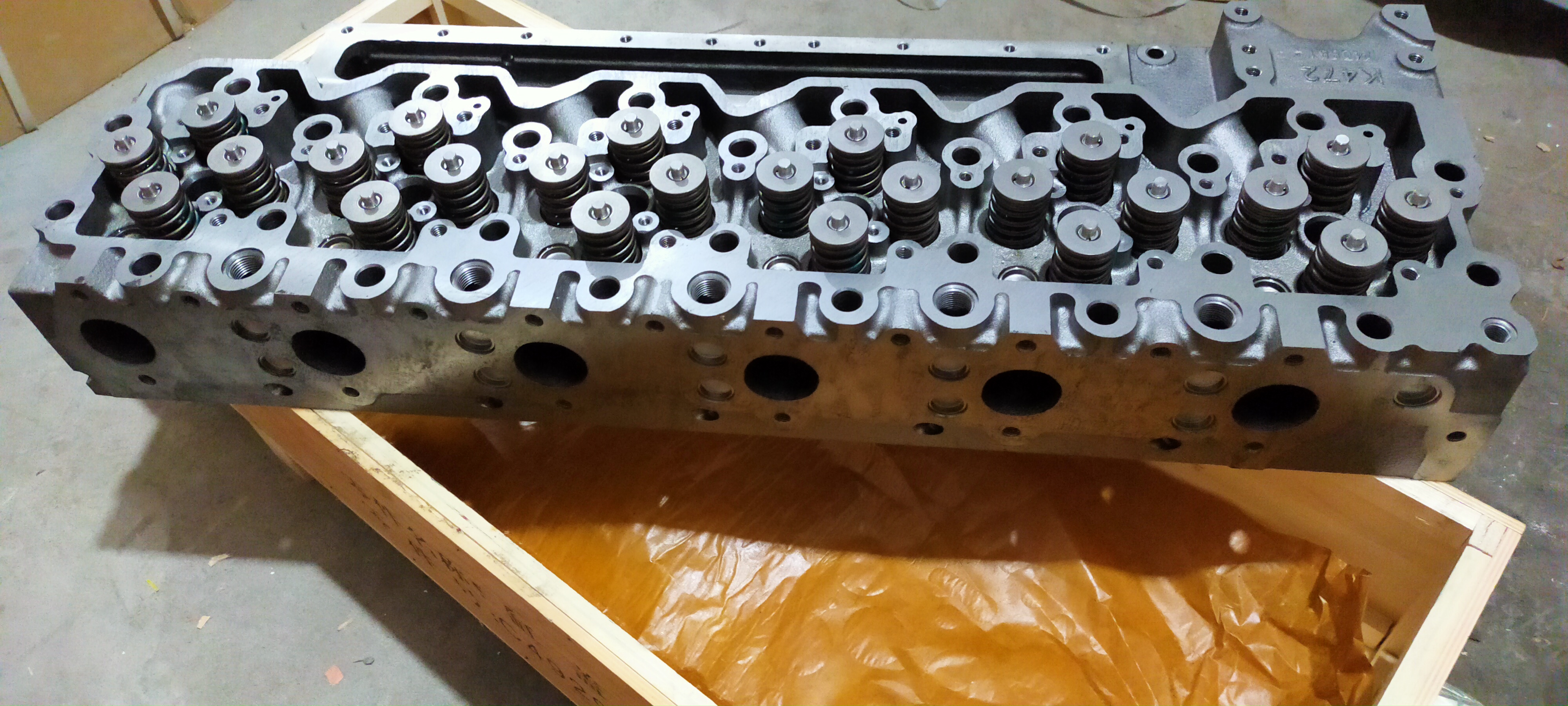 Professional Test 100% Construction Machine Cylinder Head Assembly Engine 4969620-00