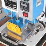 220V 50Hz 400W Hot Foil Stamping Machine 370x345x600mm Easy Operation