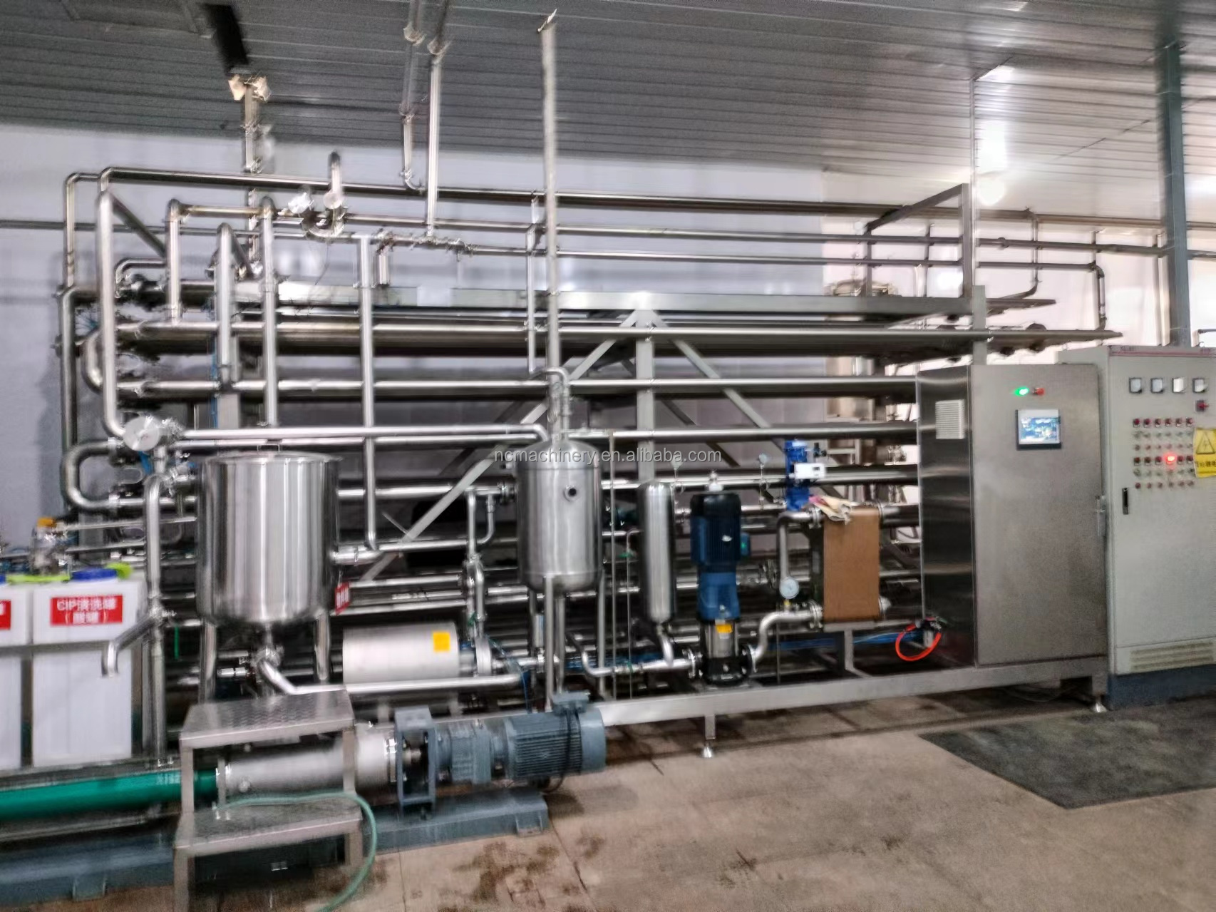 1T-1500T/D Tomato Paste Processing Line For Full Automatic And Tomato Sauce Production