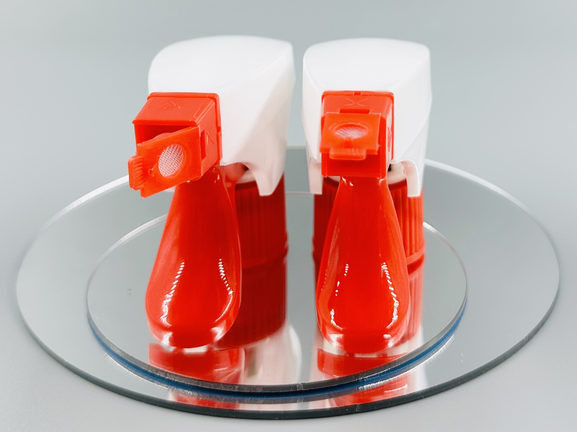 28mm Plastic Disinfectant Spray Double Cover Red Trigger PUMP SPRAYER for Your Benefit
