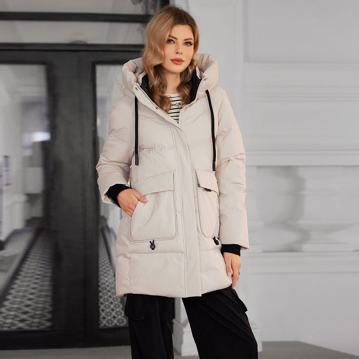 down jacket，bio-down jacket & Hood Mid-length - Warmth Meets Fashion，classic woman coat，middle length，big pockets, thick material, for girls and women, bright clour