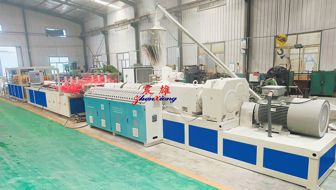 Automation Plastic Board Extrusion Machine PVC Plastic Door Panel Precision Molding