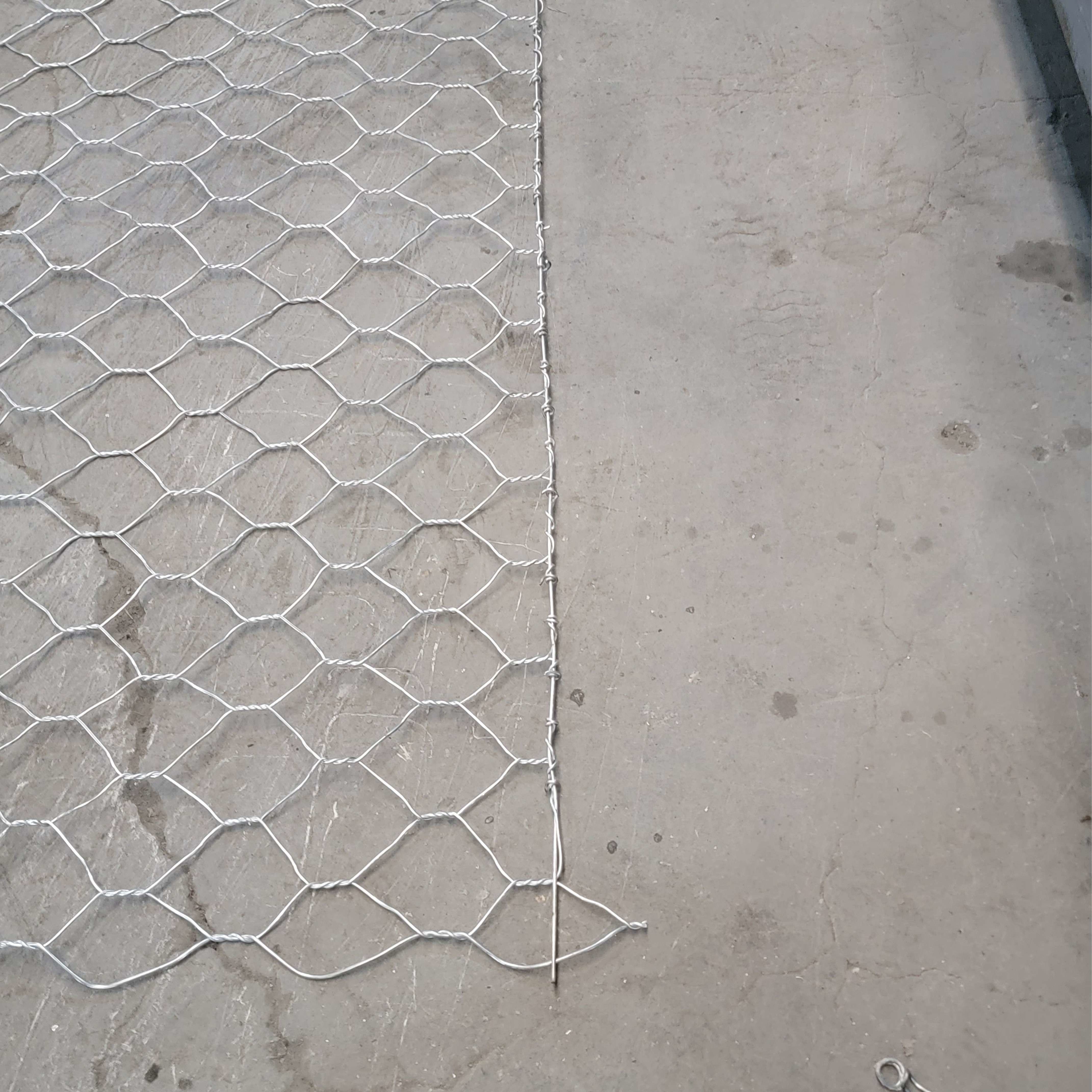 Reservoir Embankment PVC Coated Gabion Retaining Wall Woven Anti Rust Water Flow Control