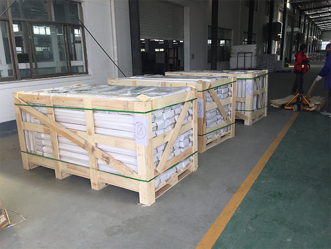Single Glass UPVC Louver Window Aluminum Jalousie Windows With Handle Customized