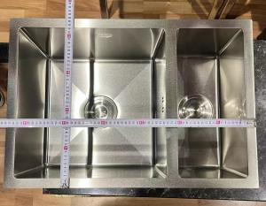 China Stainless Steel Double Bowl Sink Basket Drainer Center Drain Placement Included Accessories Basket wholesale