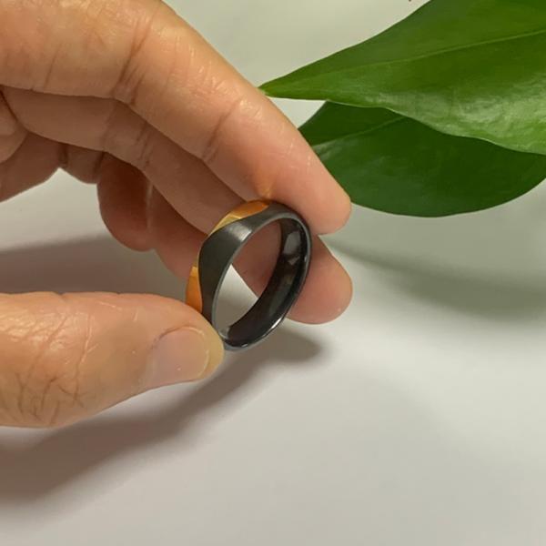 Guangdong Factory Wholesale Black and 14K Gold Zirconium & Titanium Wedding Bands & Men's Jewelry without fading Men's Wedding bands