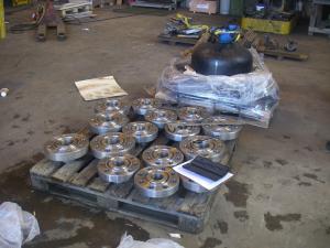China ASTM A694 F42 WN SO SW blind flange forging disc ring wholesale