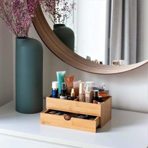 China Cosmetic Removable Dividers Wooden Makeup Organizer Waterproof With Drawer wholesale