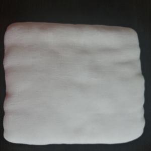 China Pure 100% Organic Cotton Zigzag Medical Dressing Gauze Roll 4 Ply wholesale