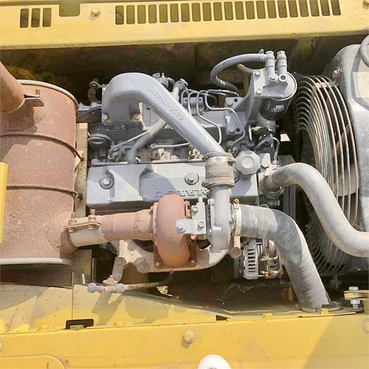Komatsu PC120 Excavator 12 Ton Earth-moving Machinery Used in Japan with Original Pump