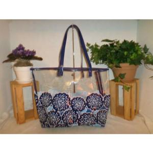 China Plastic Transparent Pvc Tote Bag Reusable Makeup Container Water Resistant wholesale