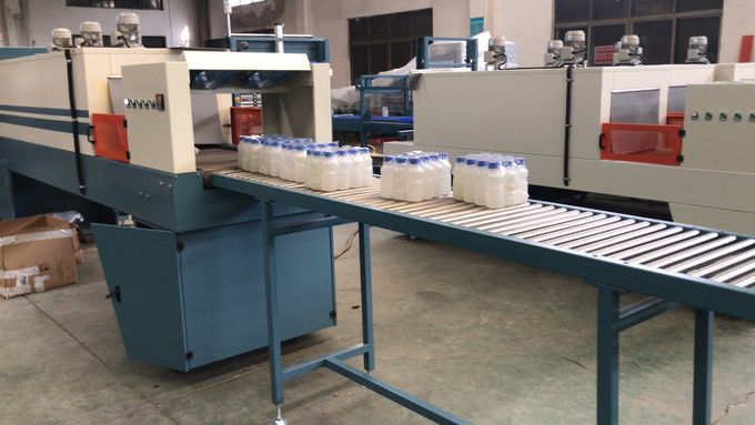 A To Z 2000ML Bottle Filling Labeling Machine 3.0kw PLC SS304 6