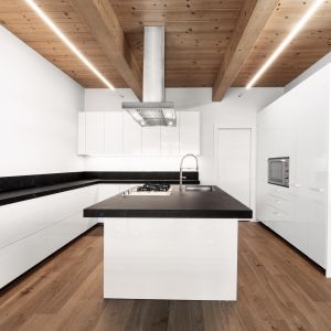 China White Gloss Acrylic U Shaped Kitchen Modern Cabinet Set Modular wholesale