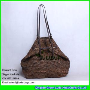 China LUDA buckle handbags dark brown hand crochetting raffia straw bag wholesale