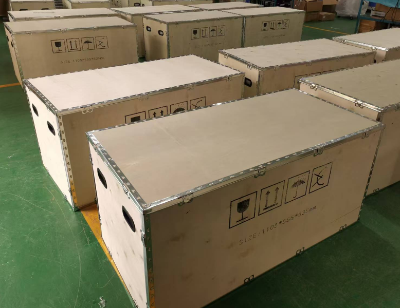 650nm Diode Laser Hair Growth Equipment 30 Minutes Treatment Time With 120pcs Laser Lamp