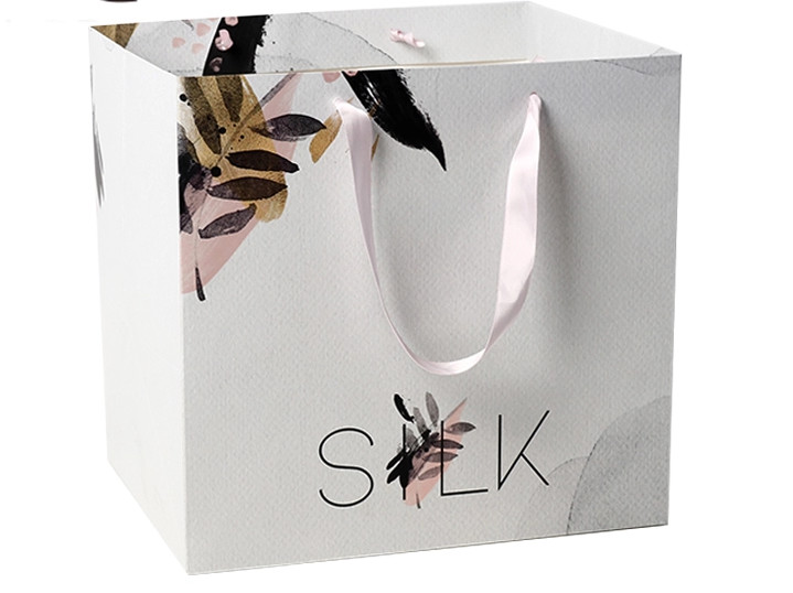Offset Printing White Paper Shopping Bags With Matt / Glossy Lamination Surface Handling