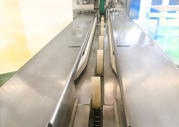 Effective 800-1400 Pads/Min Counting Machine For Feminine Sanitary Towel