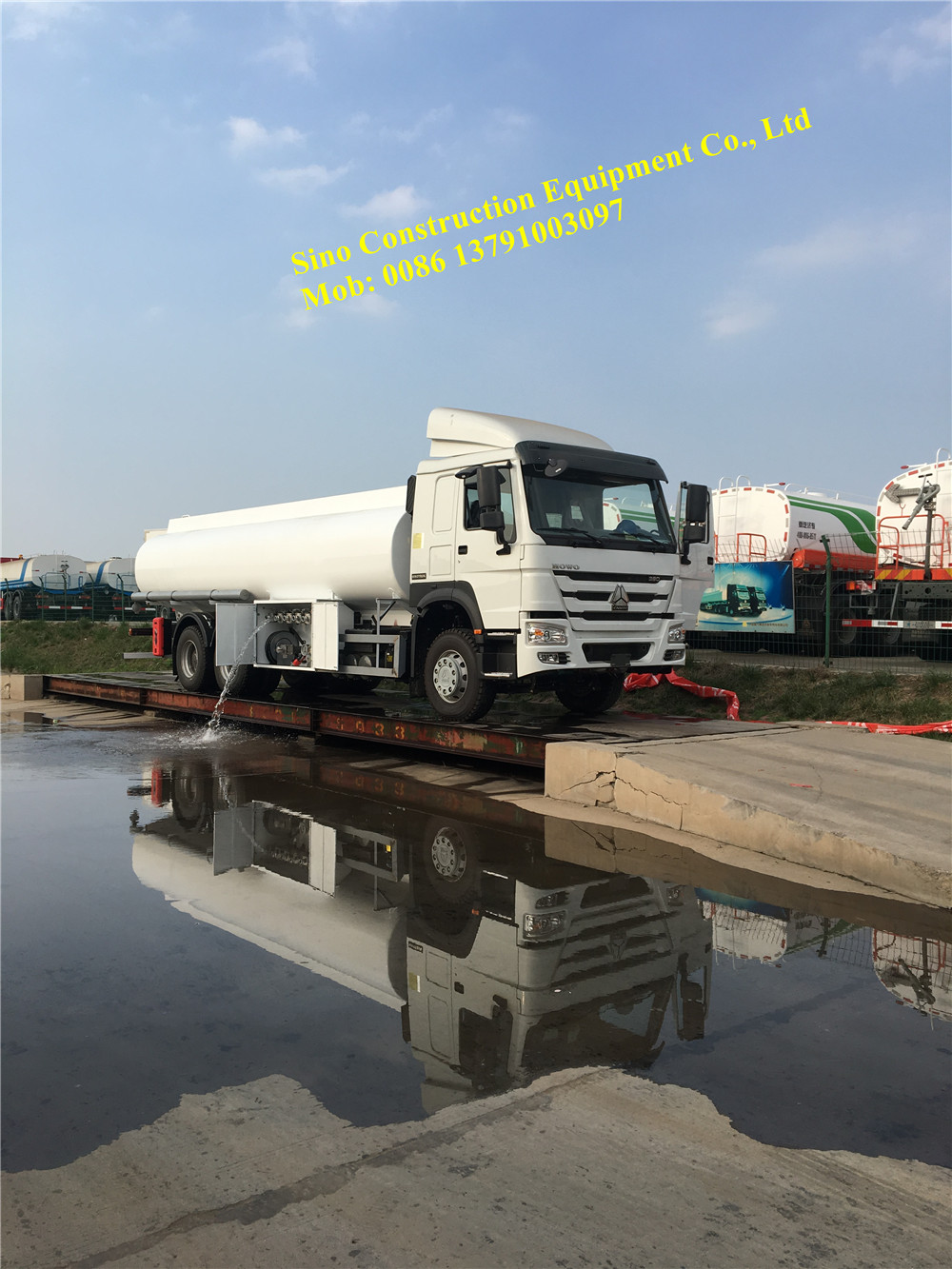 336hp 22000L Wheelbase 4300mm 6x4 Liquid Tanker Truck