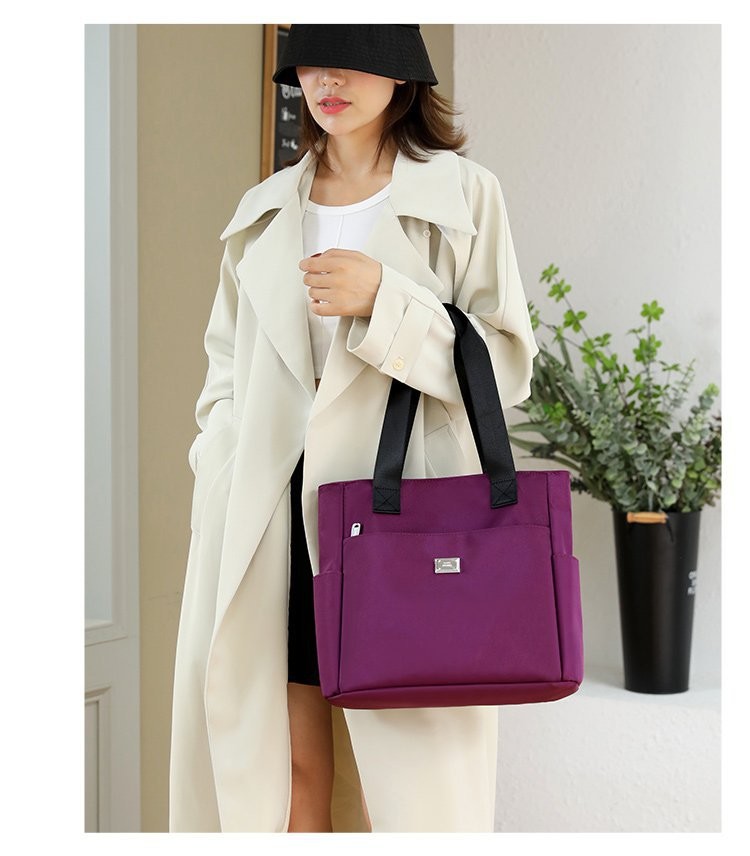 Women'S Waterproof Nylon Tote Bag Custom Logo Ladies Handbags Zipper