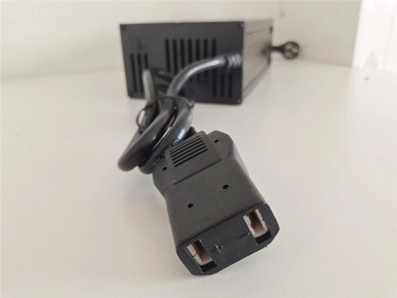 48V15A Lead acid Battery Charger for Golf cart battery charger for lead acid battery 12 volt solar battery charger