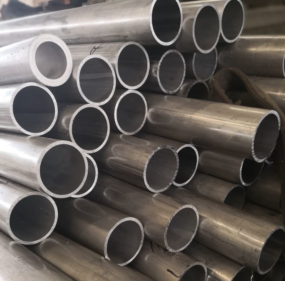 Structural Aluminum Round Tubing Mill Finish Surface Treatment For Military Equipment