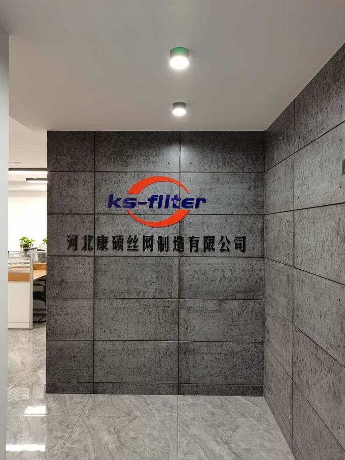 Sewage Treatment Acid and Alkali Resistance Filter Core Customized Stainless Steel Filter Tube 2