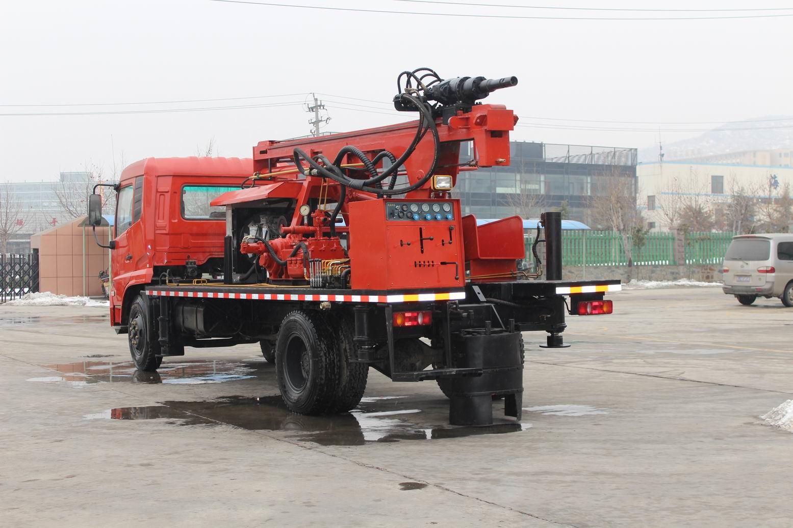300m Depth Pile Drilling Machine / Deep Water Well Mud Pump Rock Drilling Rig