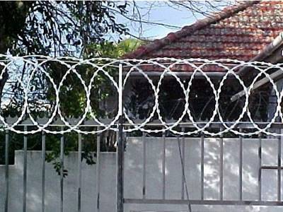 Razor Wire Mesh Fencing