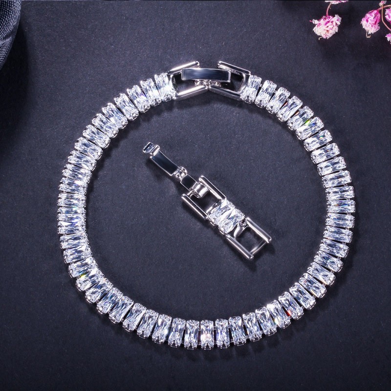 Beautiful Marquise Cut White Cubic Zircon Stone Bracelet Women Bracelet Party CZ Tennis Bracelet for Brides Jewelry